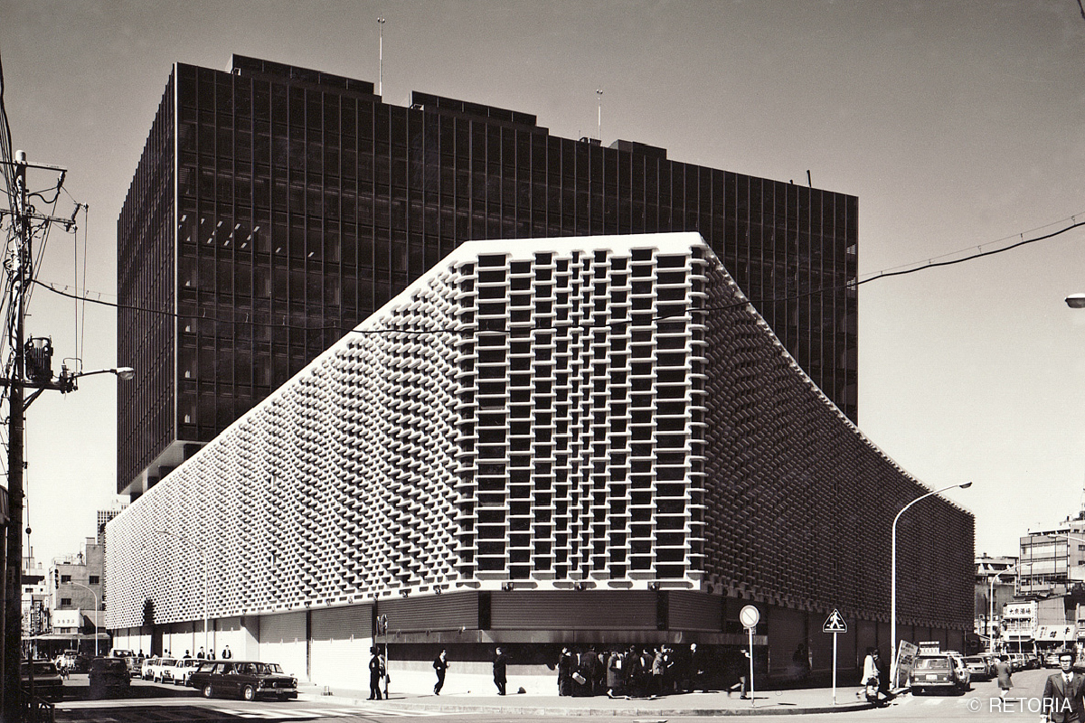 【ニュー新橋ビル】昭和のヤミ市跡に建つ、伝説の“シブビル”を探検