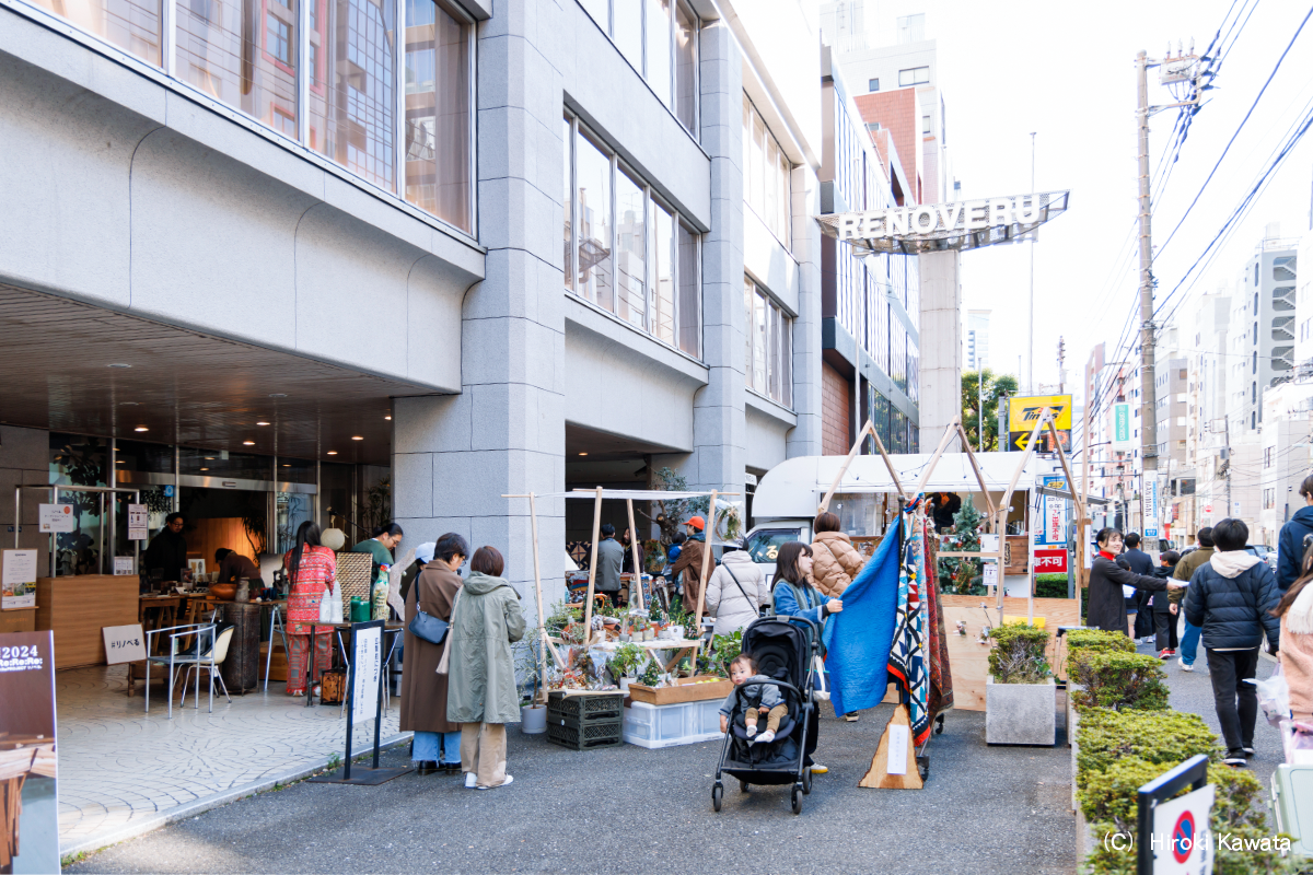 【連携企画】リノベる・骨董通りの蚤の市